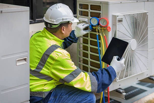 Professional Hvac technician working in Elmsford, NY